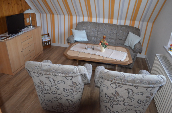 Wohnzimmer mit Kabel-TV